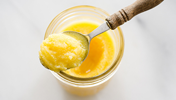 Vymeňte klasické maslo za ghí – maslo vhodné pre všetkých!